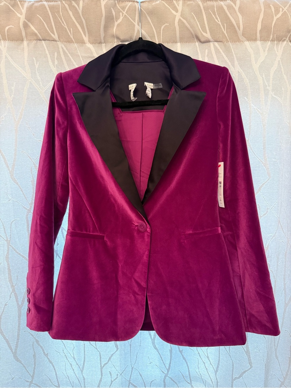 Alice + Olivia Magenta Velvet Blazer with Black Satin Lapel